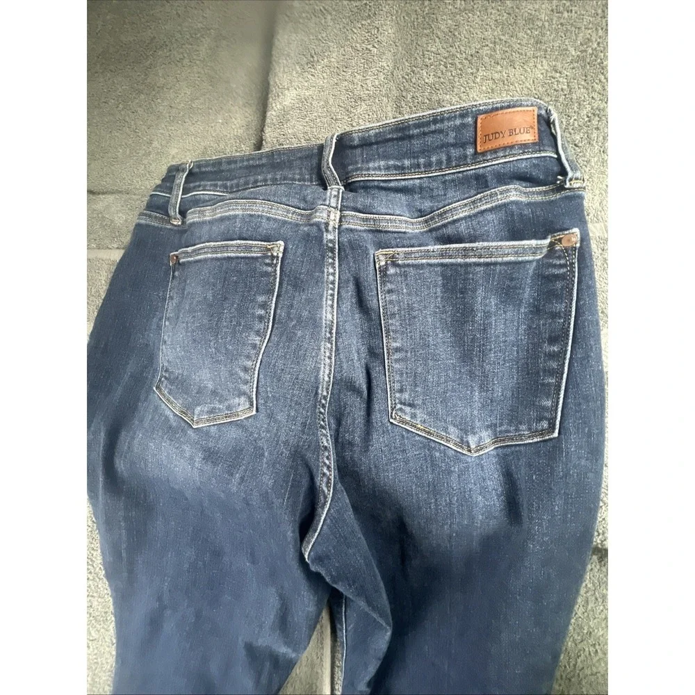 Judy Blue Jeans Women's 16W Blue Denim Boyfriend Distressed Preppy City 34x28 - Picture 7 of 9